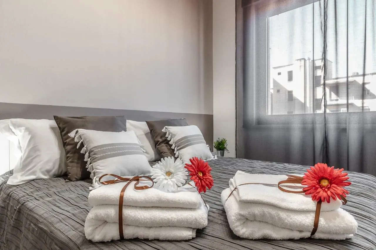 Ugo Bassi Apartments Μπολόνια