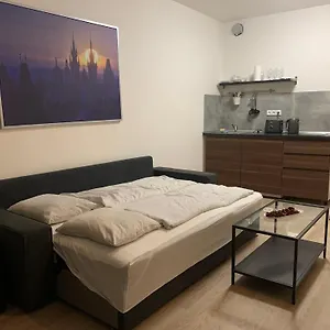 https://residence-port-karolina.praguehotelsweb.com