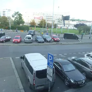 https://apartman-van-ng.praguehotelsweb.com