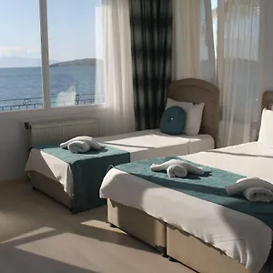 Kumsal Otel Foça